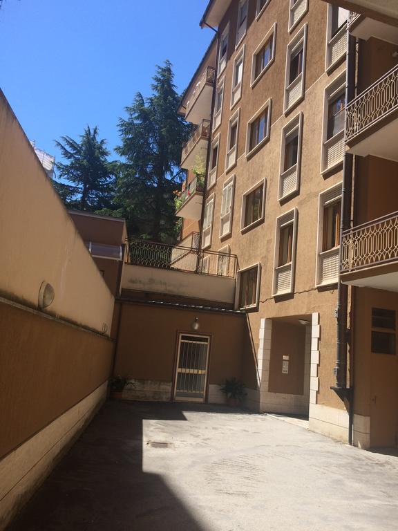 B&B Torrione L'Aquila Exterior photo