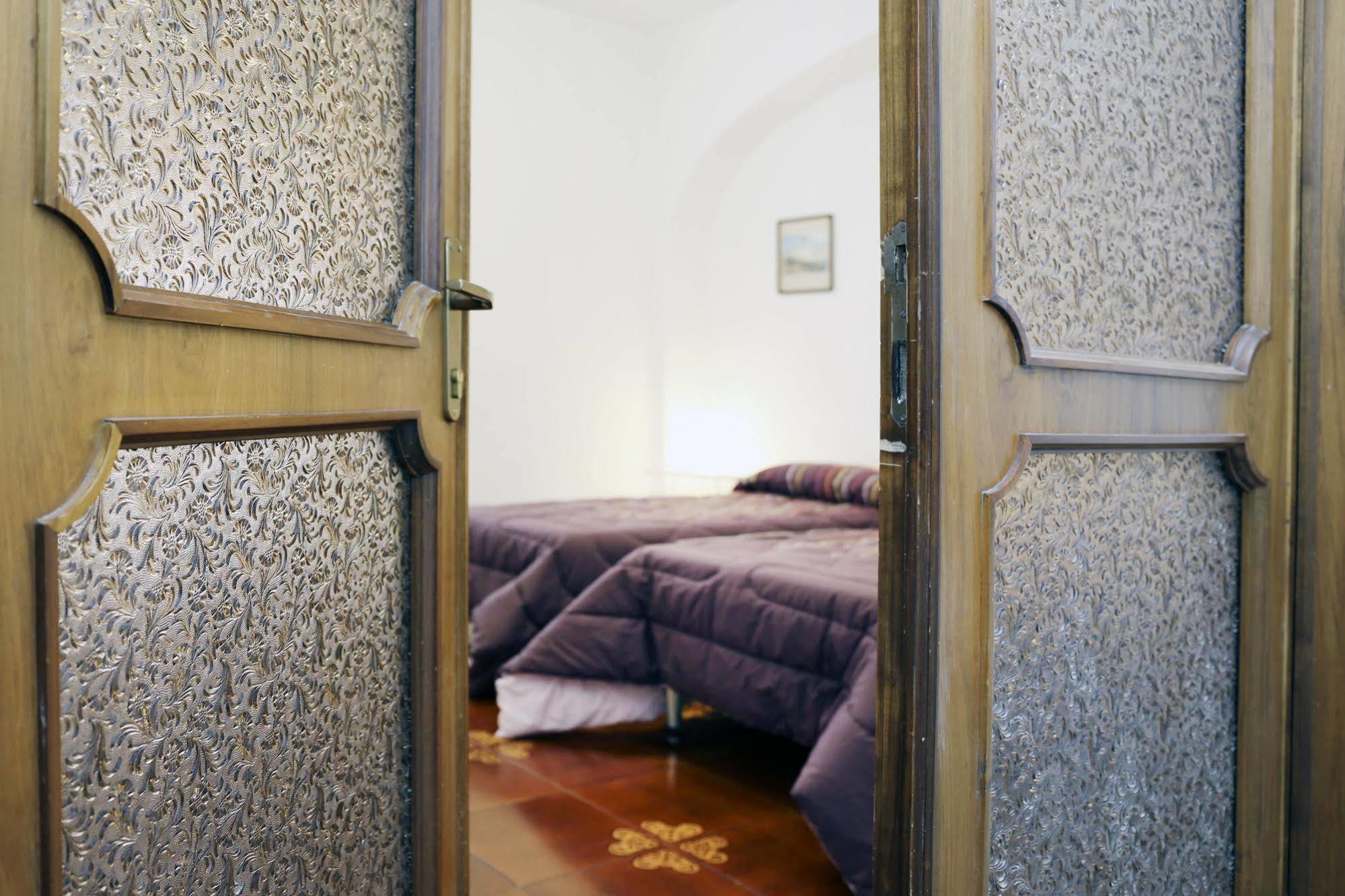B&B Torrione L'Aquila Exterior photo